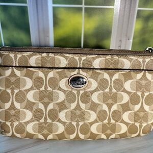 Coach hand bag/clutch